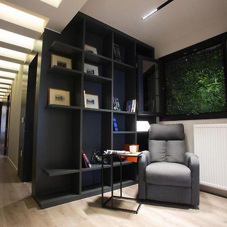 The Lux2 A Gorgeous Apartment Salonicco Esterno foto