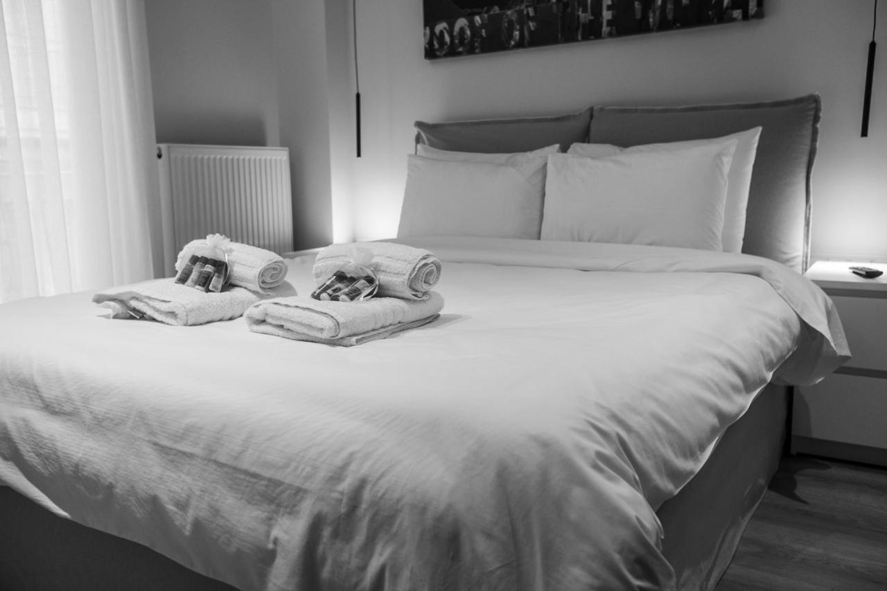 The Lux2 A Gorgeous Apartment Salonicco Esterno foto