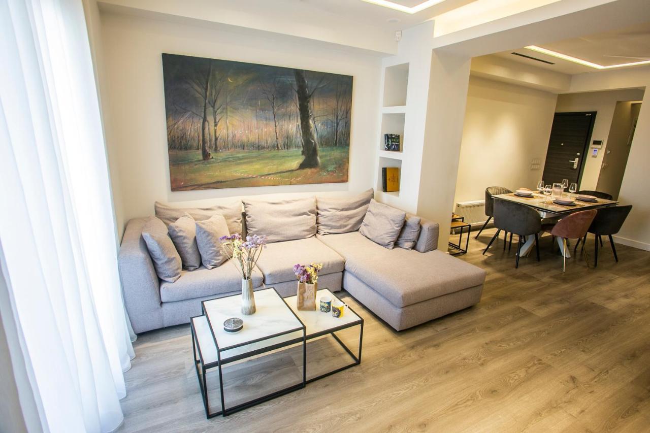 The Lux2 A Gorgeous Apartment Salonicco Esterno foto